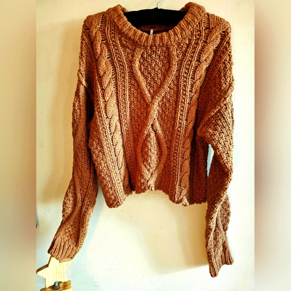 FREE PEOPLE CUTTING EDGE COTTON CABLE KNIT SWEATER CAMEL SZ MED. EUC!!